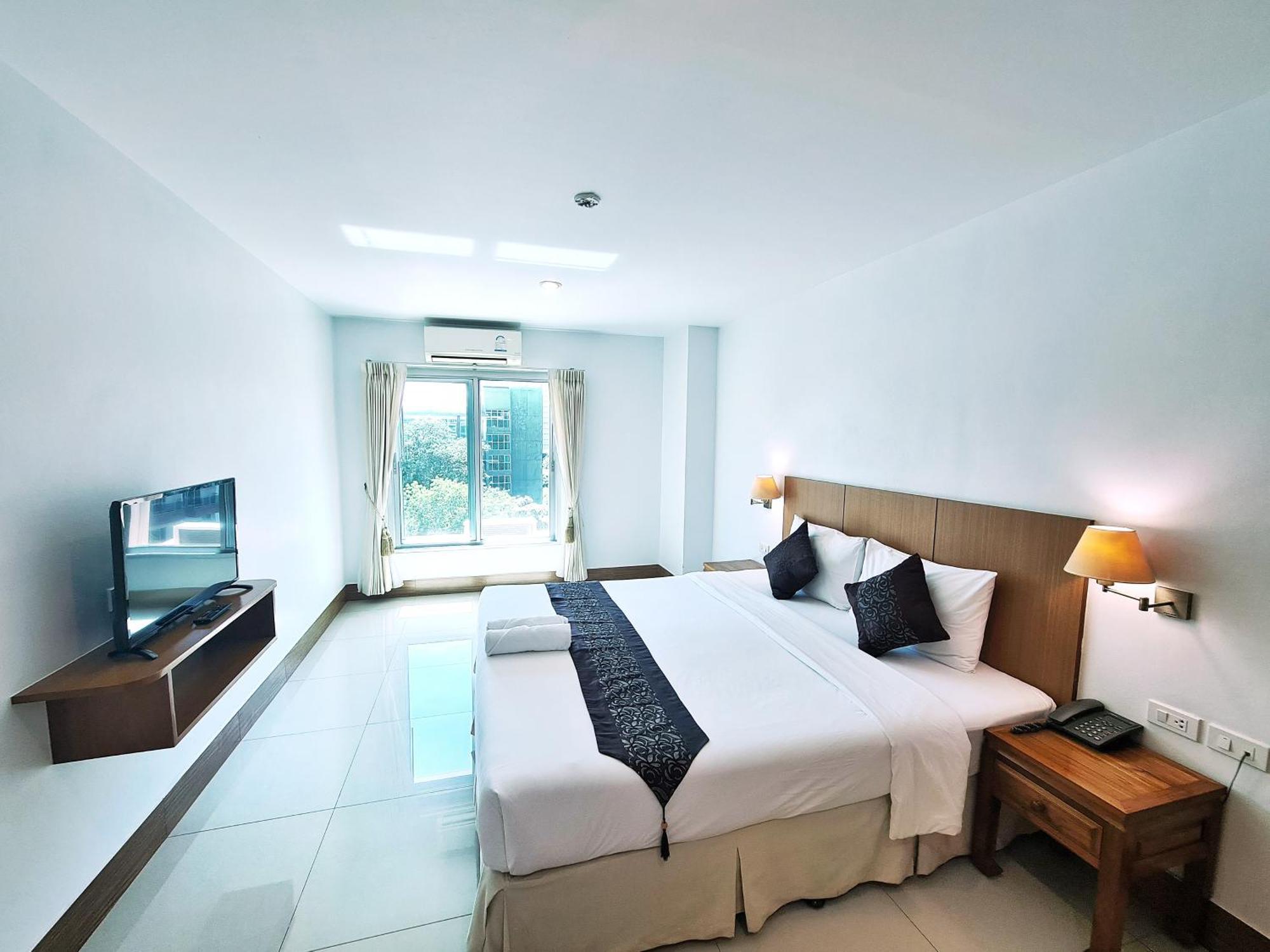 Nanthana Villa Pattaya Zewnętrze zdjęcie